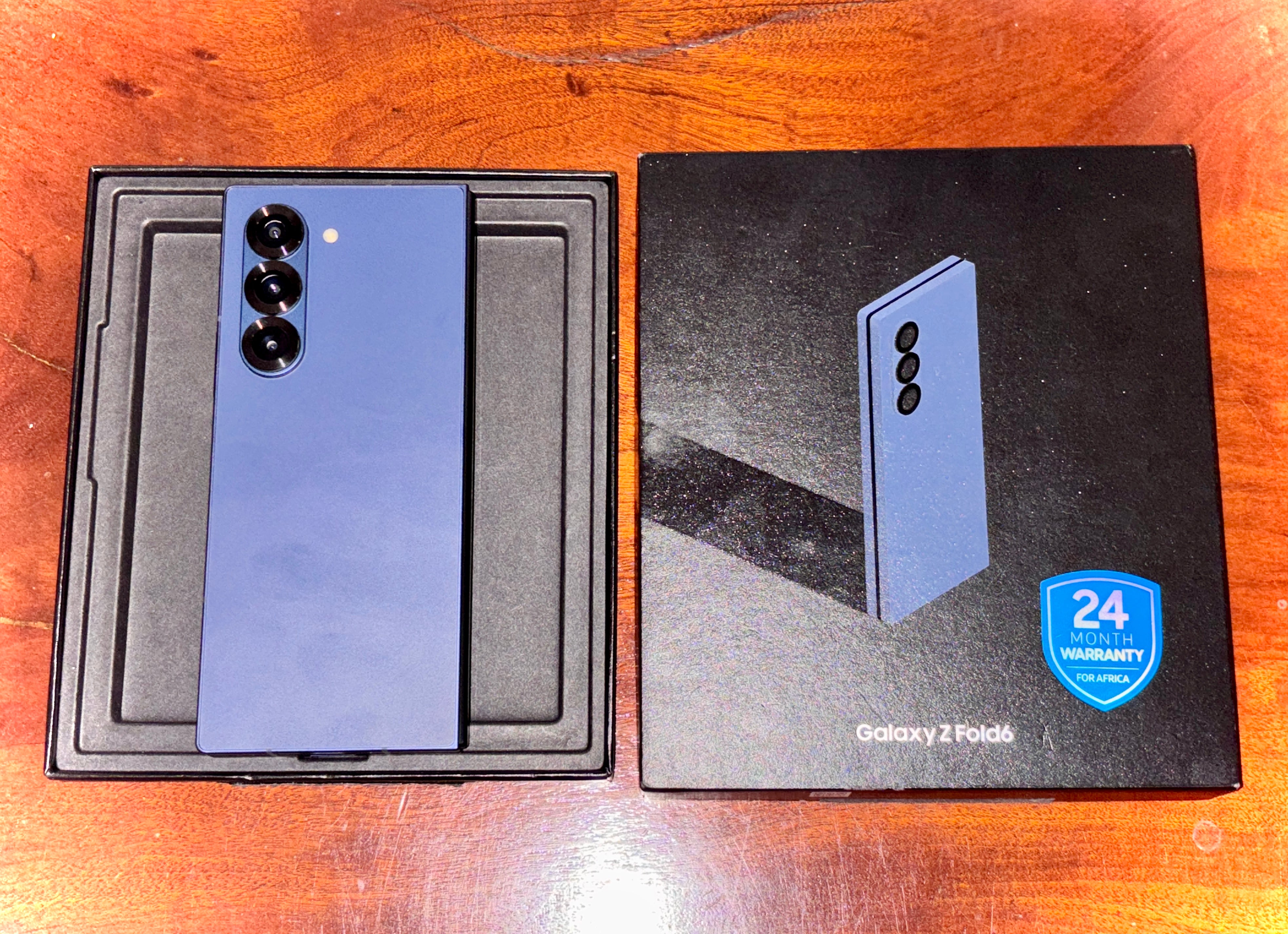 Samsung Galaxy Fold 6 256GB Navy Black (Clearance Sale)