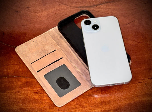 Apple iPhone 15 128GB (FREE R800 ACCESORIES) - Netrox Electronics