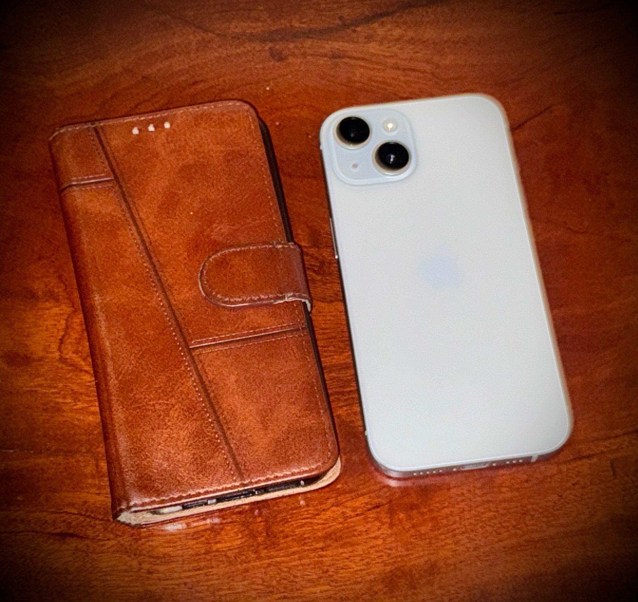 Apple iPhone 15 128GB (FREE R800 ACCESORIES) - Netrox Electronics