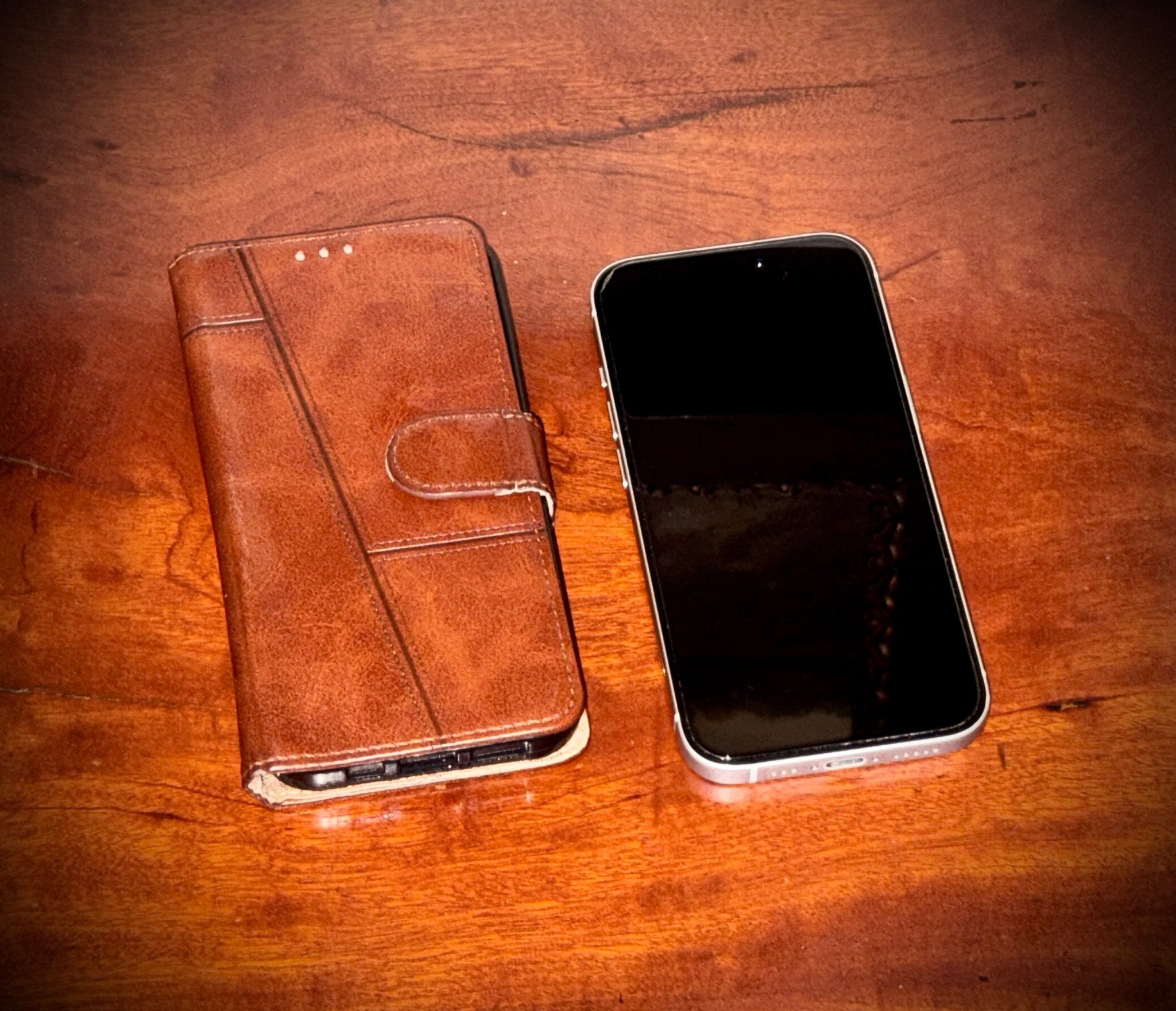 Apple iPhone 15 128GB (FREE R800 ACCESORIES) - Netrox Electronics
