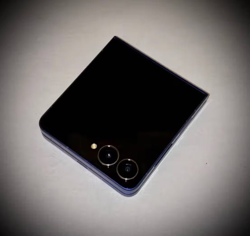 Samsung Galaxy Z Flip 7 256Gb - Netrox Electronics