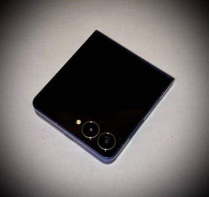 Samsung Galaxy Z Flip 7 256Gb - Netrox Electronics