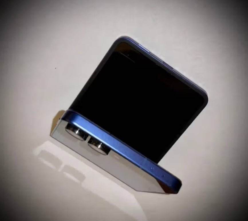 Samsung Galaxy Z Flip 7 256Gb - Netrox Electronics
